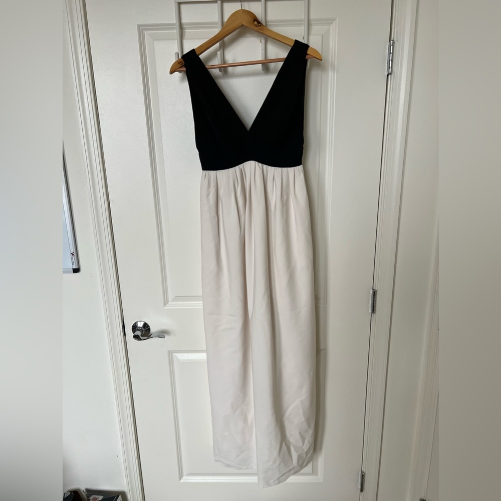 Jill Stewart NWT - Colorblock V-Neck Evening Gown